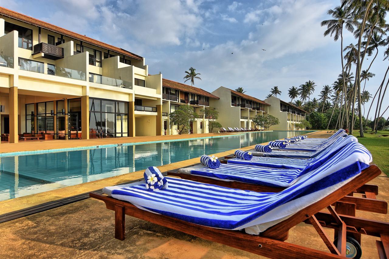 Grand Beach Wadduwa Exterior photo