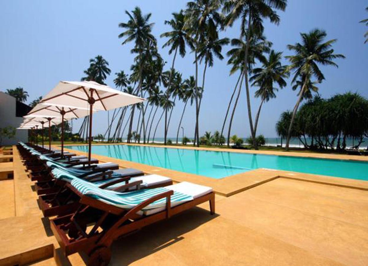 Grand Beach Wadduwa Exterior photo